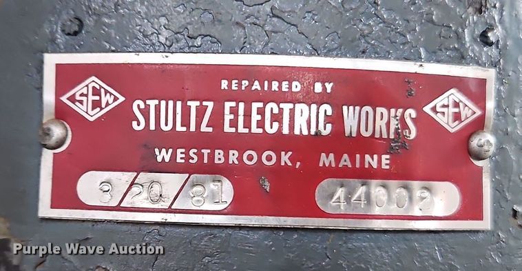 image for item EI8578 Bridgeport milling machine