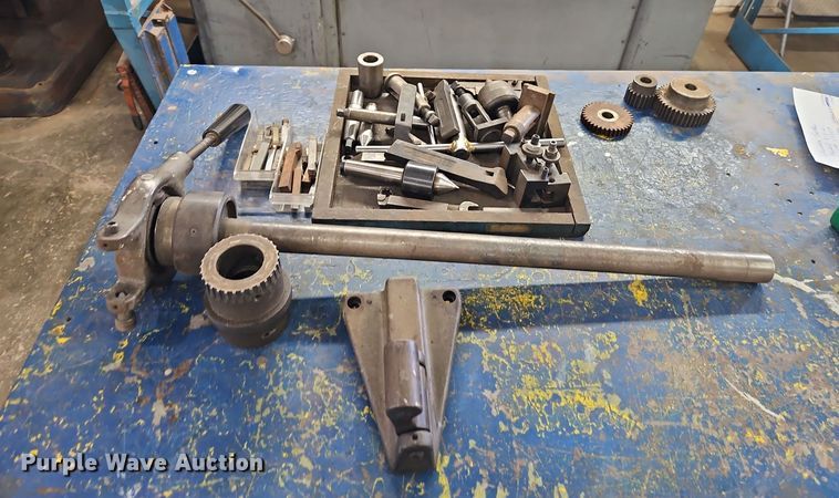 image for item EI8579 Sheldon 13 lathe