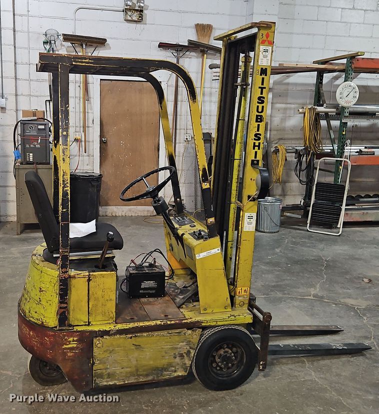 image for item EI8581 Mitsubishi NYK FB5P-S10C-330 forklift