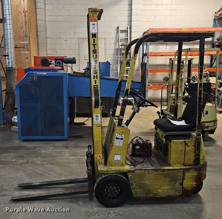 image for item EI8581 Mitsubishi NYK FB5P-S10C-330 forklift
