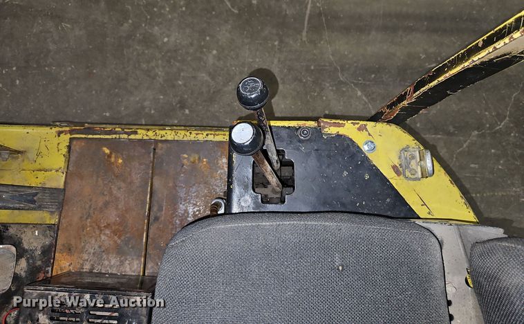 image for item EI8581 Mitsubishi NYK FB5P-S10C-330 forklift