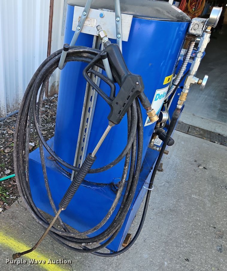 image for item EI8582 Delco Avenger 2000-5 NG pressure washer