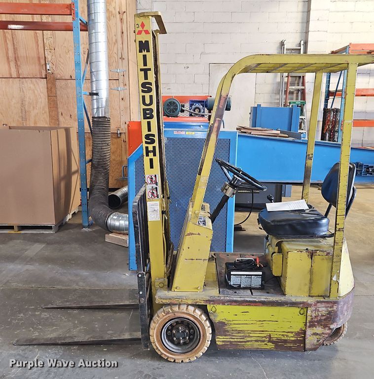 image for item EI8584 Mitsubishi NYK FB5P-S10C-330 forklift