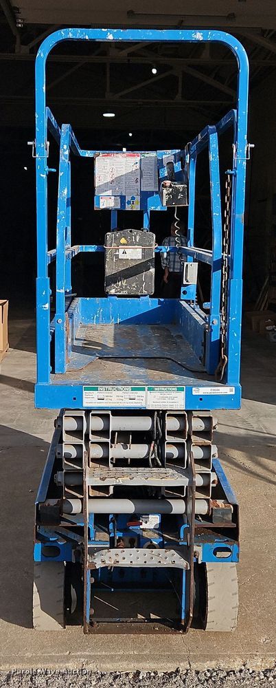 image for item EI8586 2015 Genie GS-1930 scissor lift