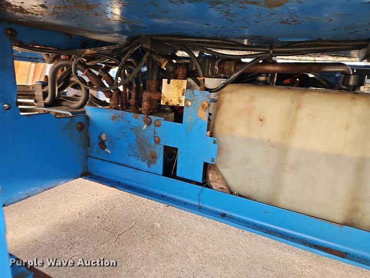 image for item EI8586 2015 Genie GS-1930 scissor lift