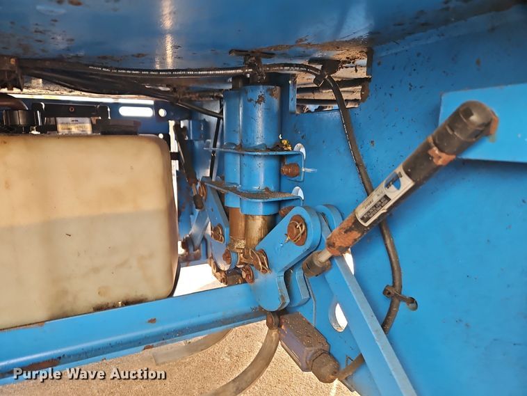 image for item EI8586 2015 Genie GS-1930 scissor lift