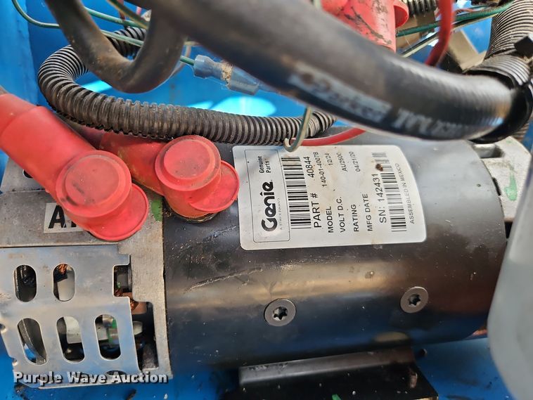 image for item EI8586 2015 Genie GS-1930 scissor lift