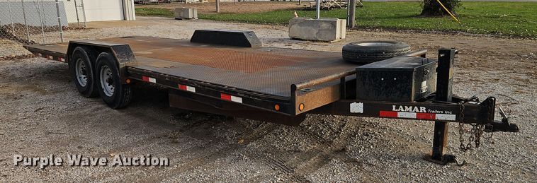 image for item EI8587 2007 Lamar tilt deck equipment trailer