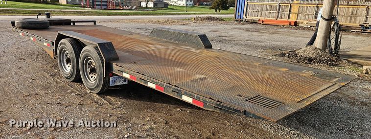 image for item EI8587 2007 Lamar tilt deck equipment trailer