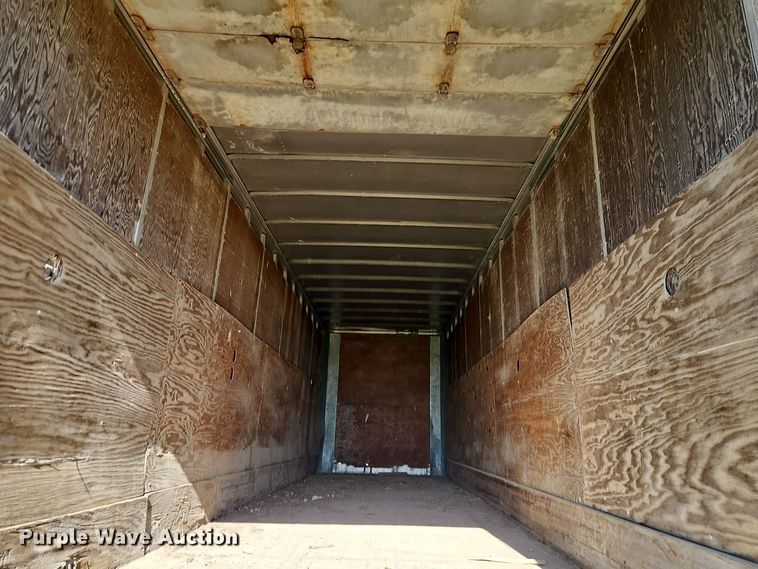 image for item EI8608 1979 Fruehauf FBB8 W1 32.10 dry van trailer