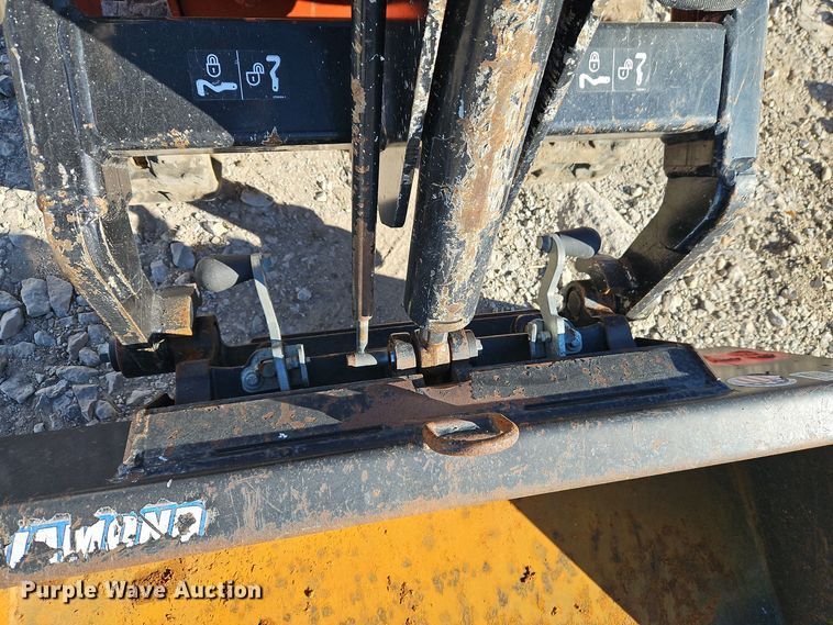 image for item EI8704 2021 Ditch Witch SK600 compact utility loader