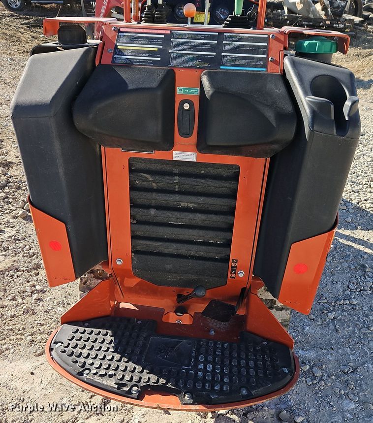 image for item EI8704 2021 Ditch Witch SK600 compact utility loader