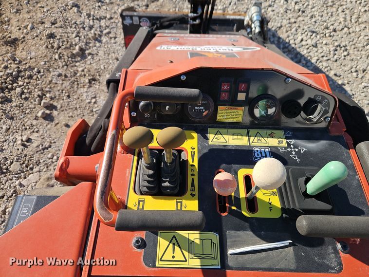 image for item EI8704 2021 Ditch Witch SK600 compact utility loader