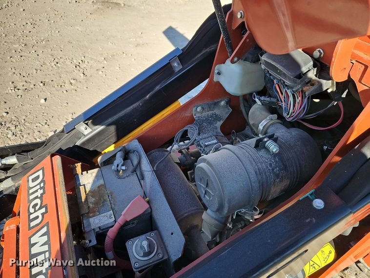 image for item EI8704 2021 Ditch Witch SK600 compact utility loader