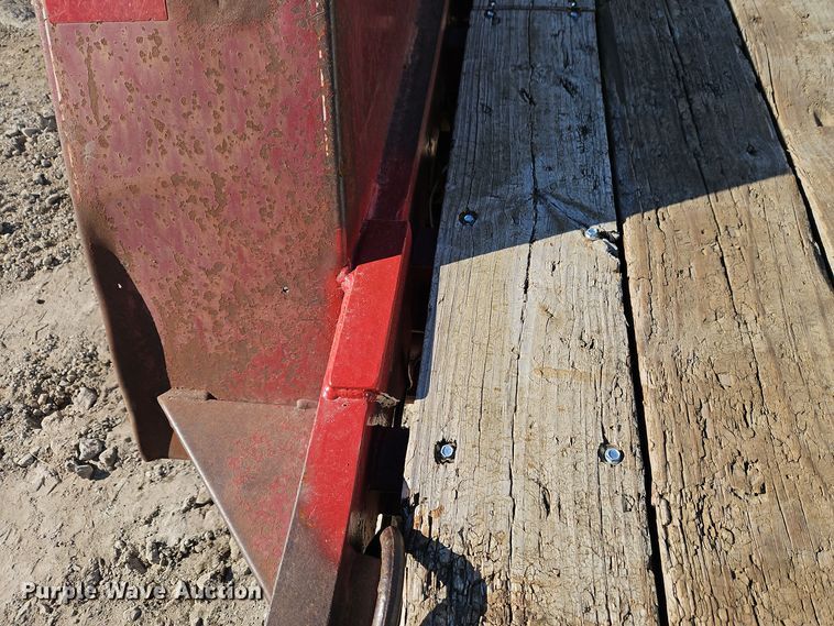 image for item EI8705 2006 Redi Haul equipment trailer