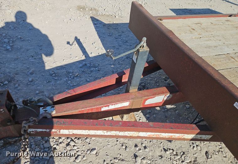 image for item EI8705 2006 Redi Haul equipment trailer