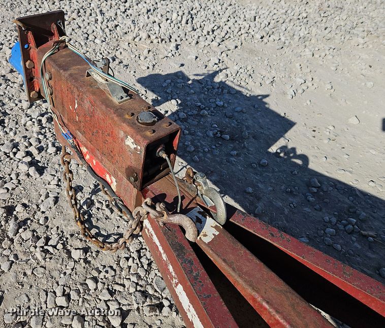 image for item EI8705 2006 Redi Haul equipment trailer