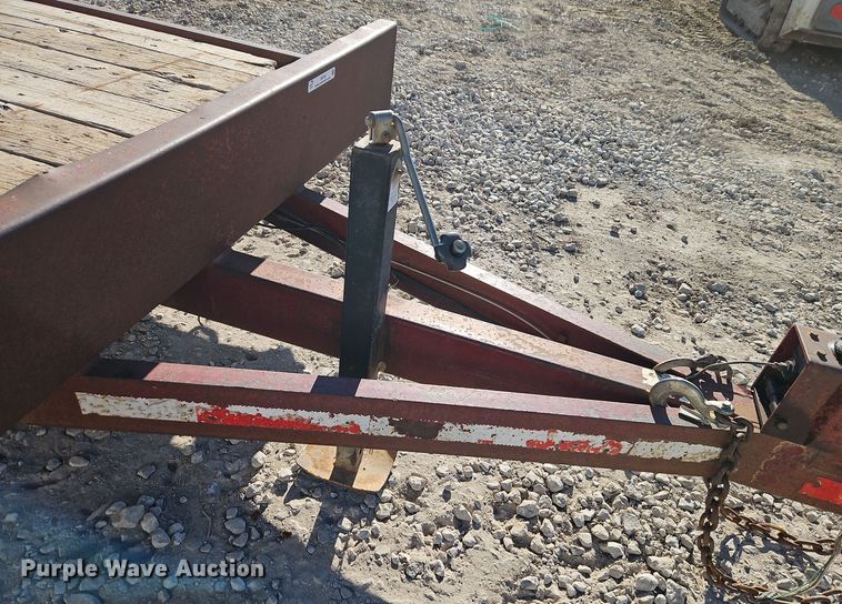 image for item EI8705 2006 Redi Haul equipment trailer