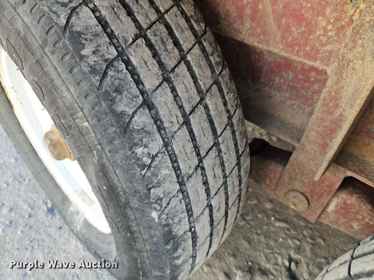 image for item EI8705 2006 Redi Haul equipment trailer