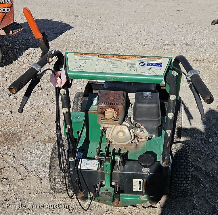 image for item EI8708 Billy Goat OS901SPH over seeder