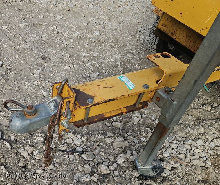 image for item EI8709 2014 Vermeer BC700XL wood chipper