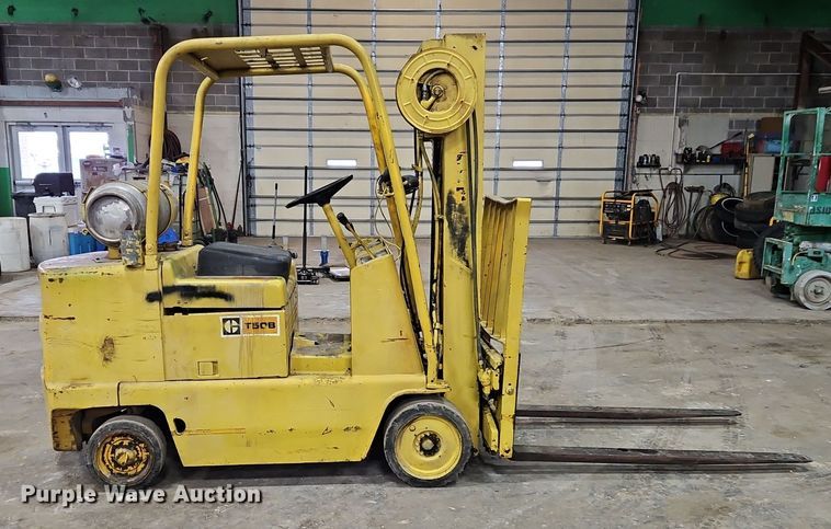 image for item EI8739 Caterpillar T50B forklift