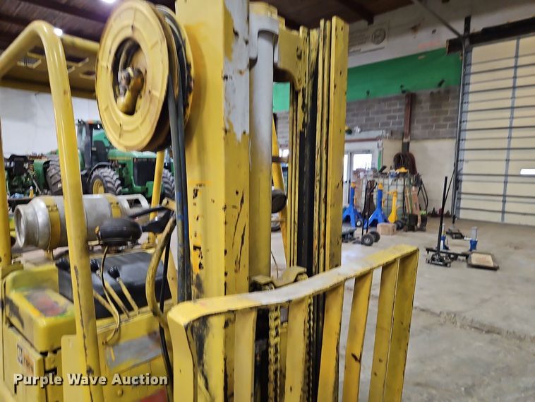 image for item EI8739 Caterpillar T50B forklift