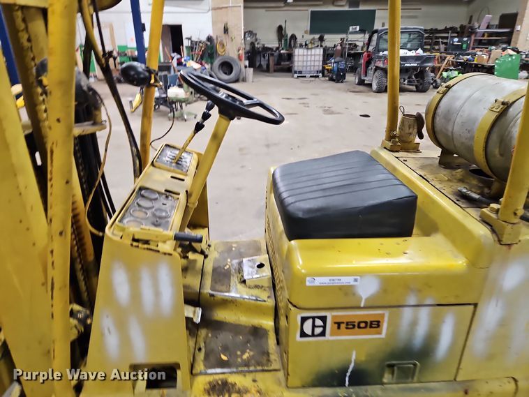image for item EI8739 Caterpillar T50B forklift