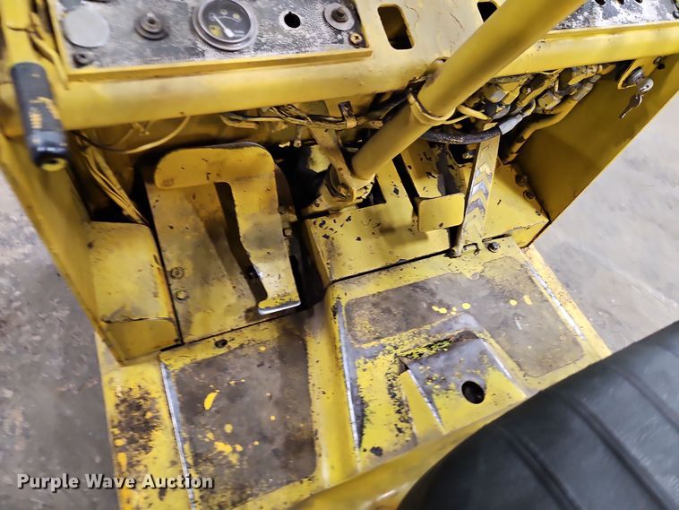 image for item EI8739 Caterpillar T50B forklift