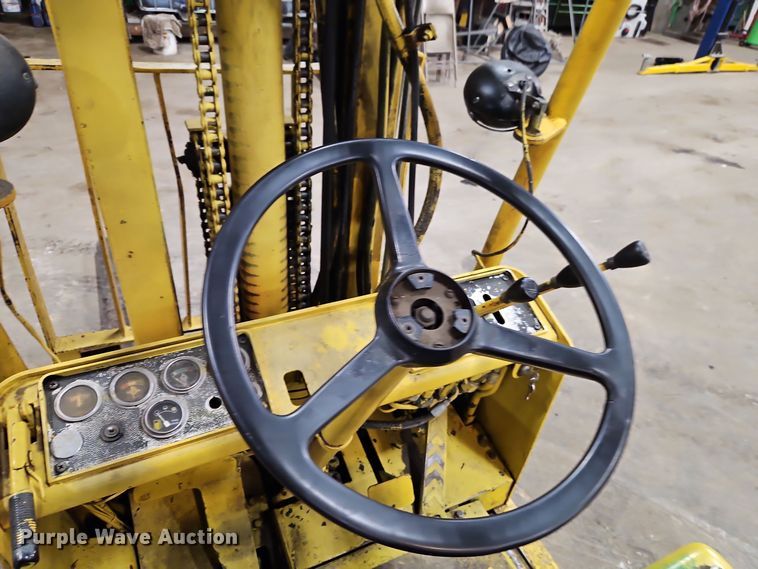 image for item EI8739 Caterpillar T50B forklift