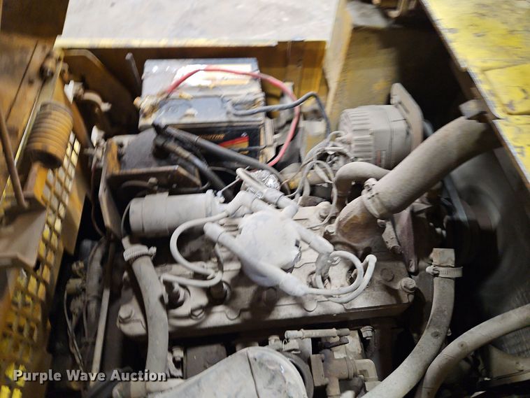 image for item EI8739 Caterpillar T50B forklift