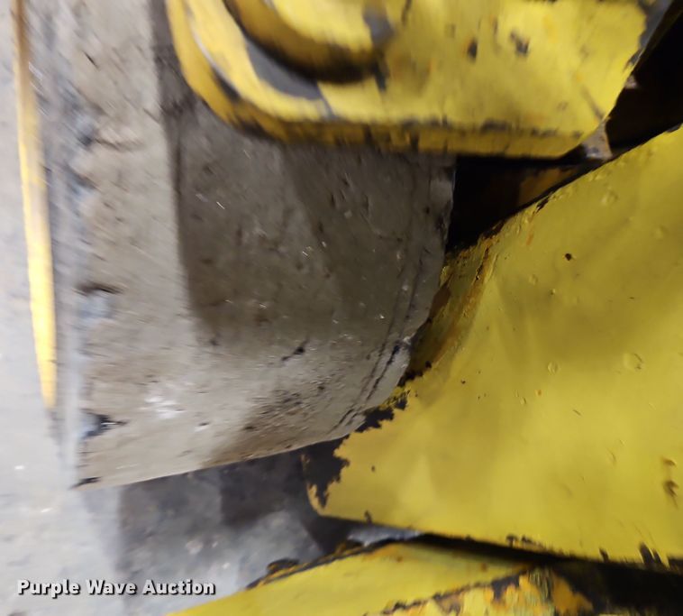 image for item EI8739 Caterpillar T50B forklift