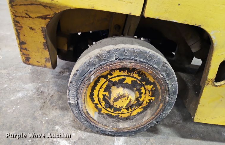 image for item EI8739 Caterpillar T50B forklift