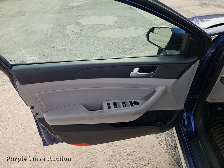 image for item EI8740 2015 Hyundai Sonata Sport 