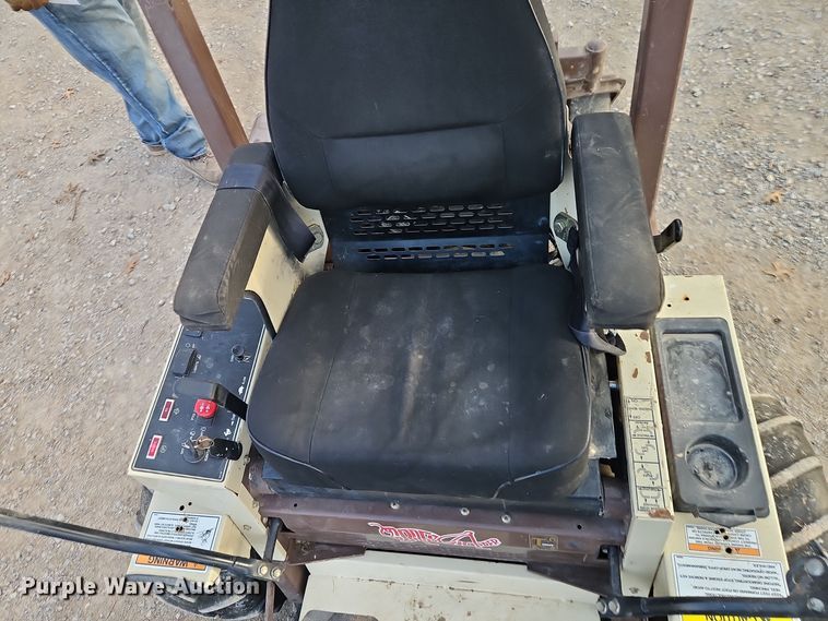 image for item EI8743 Grasshopper 727K ZTR lawn mower