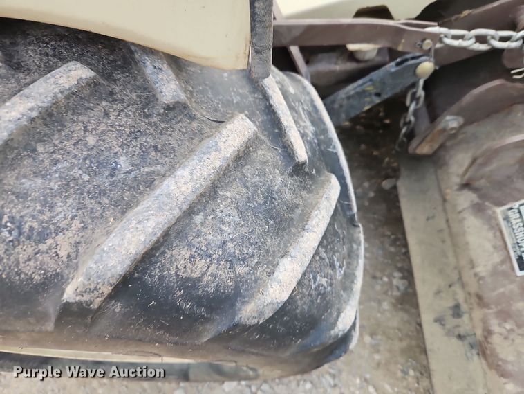 image for item EI8743 Grasshopper 727K ZTR lawn mower