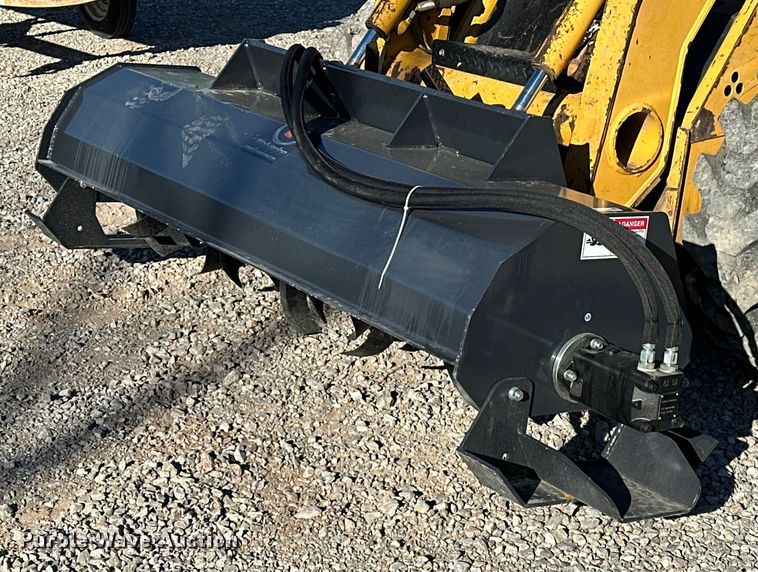 image for item EJ5300 2024 Wolverine TL-12-72W 72