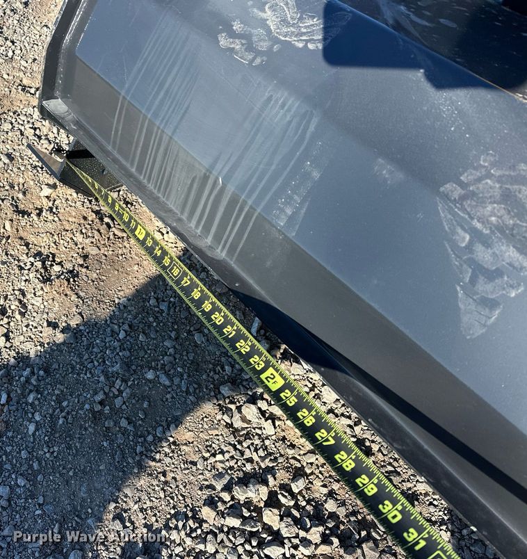 image for item EJ5300 2024 Wolverine TL-12-72W 72