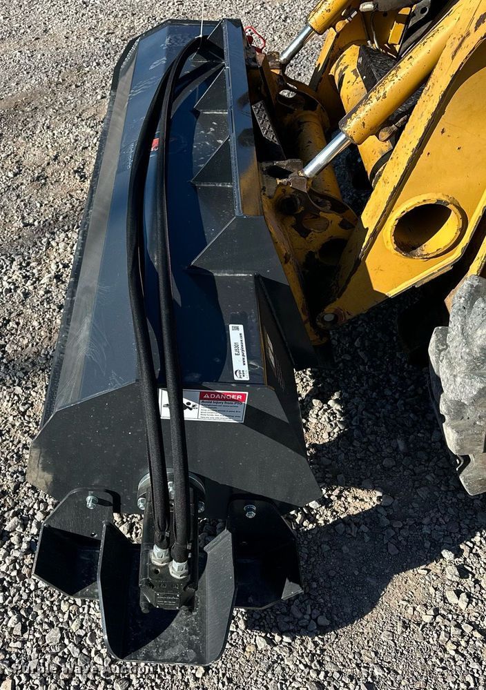 image for item EJ5301 2024 Wolverine TL-12-72W 72