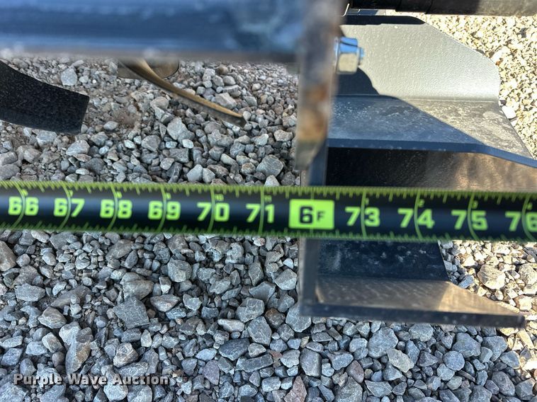 image for item EJ5301 2024 Wolverine TL-12-72W 72