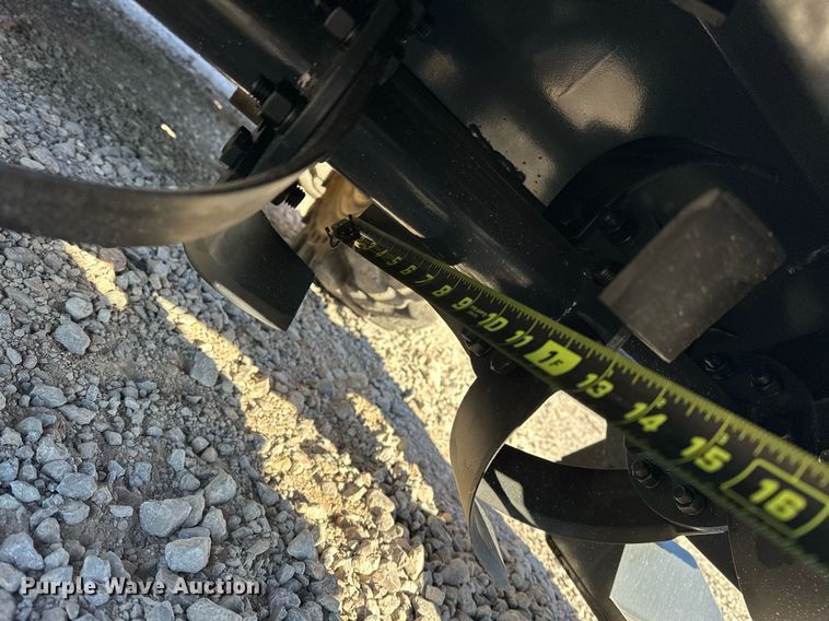 image for item EJ5301 2024 Wolverine TL-12-72W 72