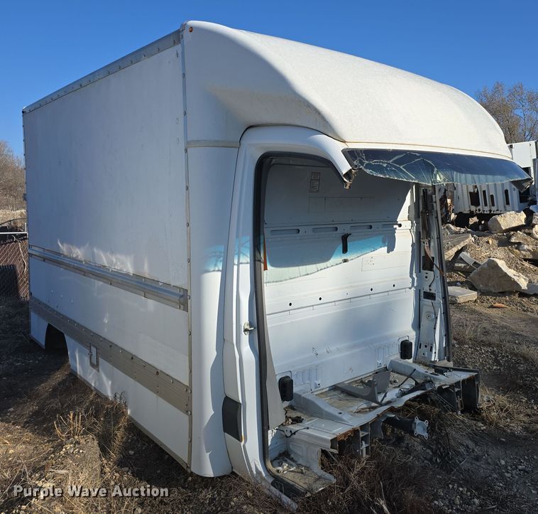 image for item EK2483 2011 Supreme B0100767 box bed