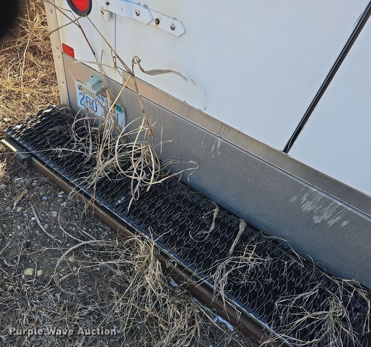 image for item EK2483 2011 Supreme B0100767 box bed