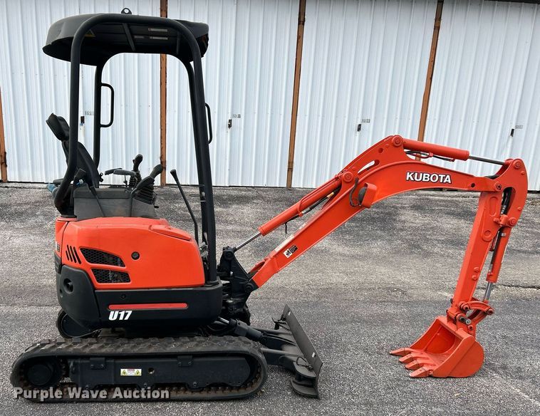 image for item EL6517 2017 Kubota U17 mini excavator