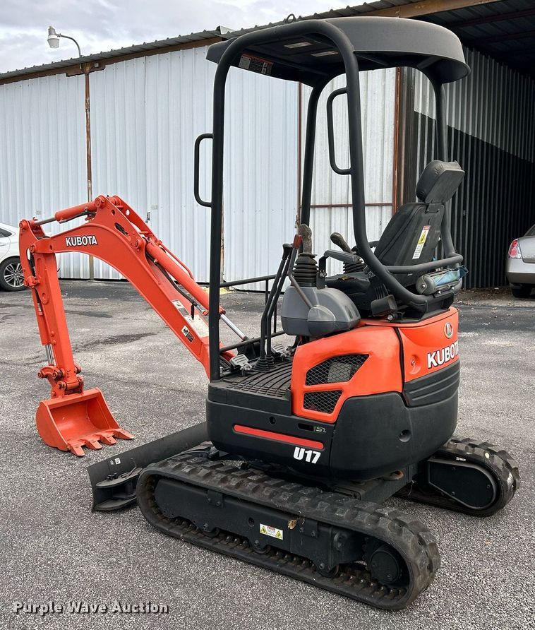 image for item EL6517 2017 Kubota U17 mini excavator