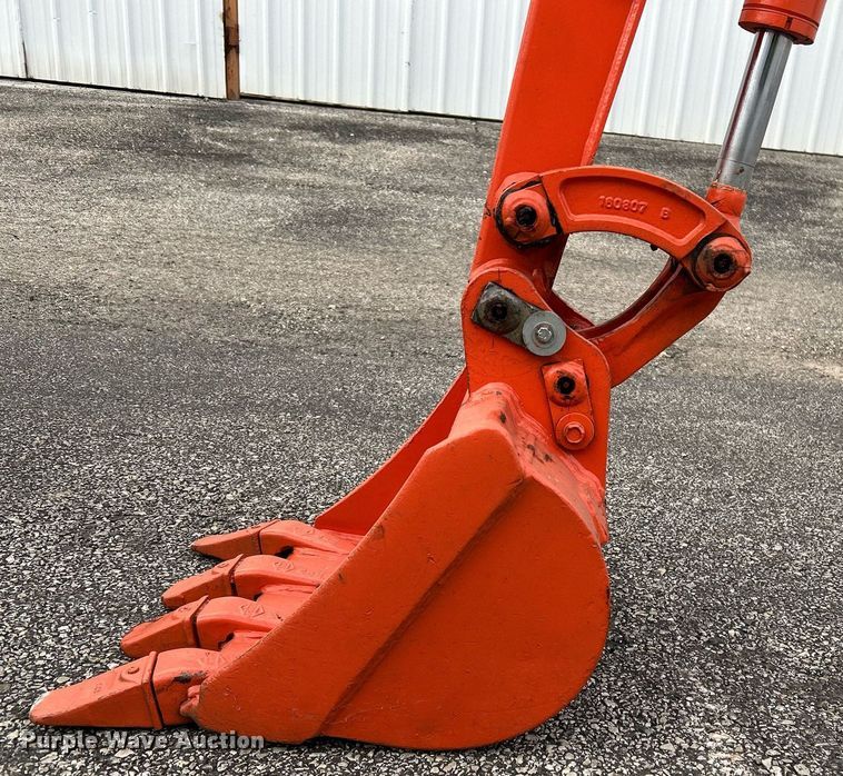 image for item EL6517 2017 Kubota U17 mini excavator