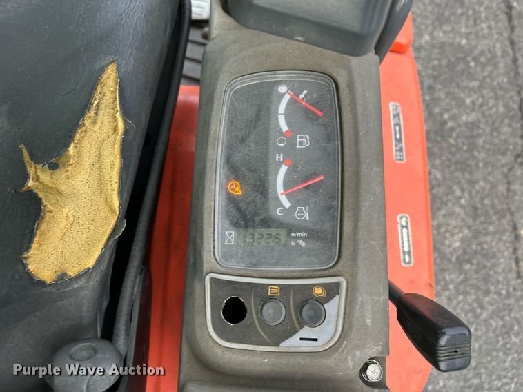 image for item EL6517 2017 Kubota U17 mini excavator