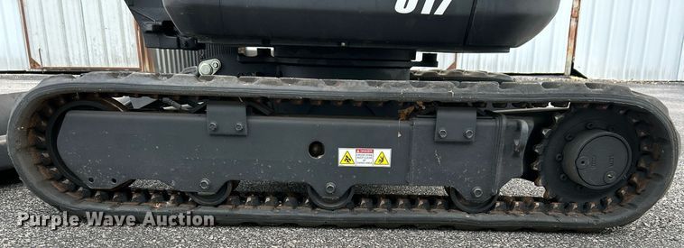 image for item EL6517 2017 Kubota U17 mini excavator