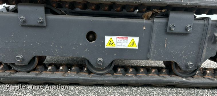 image for item EL6517 2017 Kubota U17 mini excavator