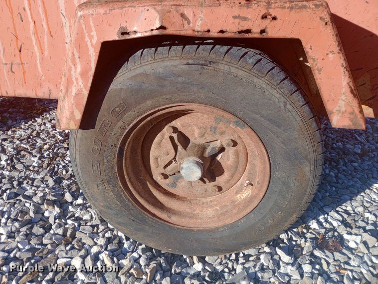 image for item EN8636 Smith 100 air compressor